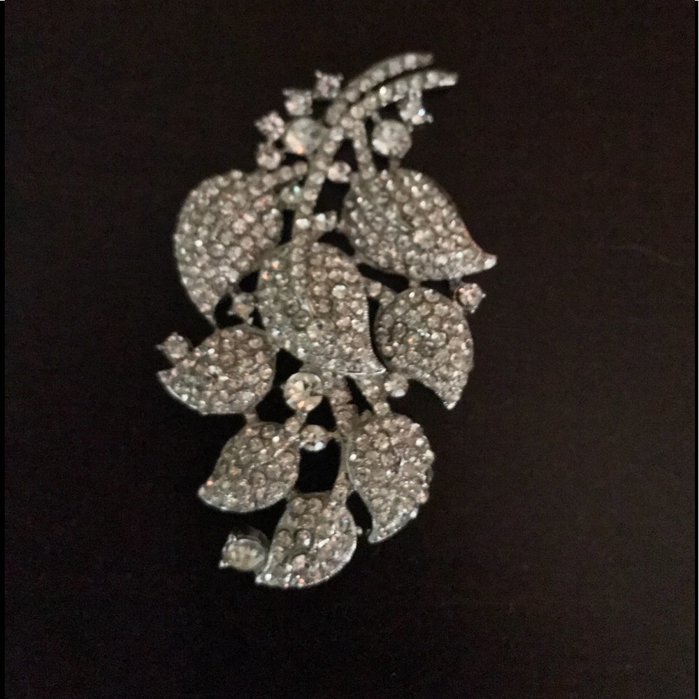 Brooch